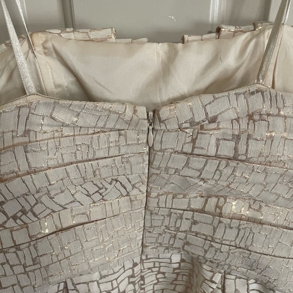 Max and Cleo Joyce Mini Dress Gold Metallic Cream/Champagne Strapless Dress SZ 6 - Picture 8 of 10